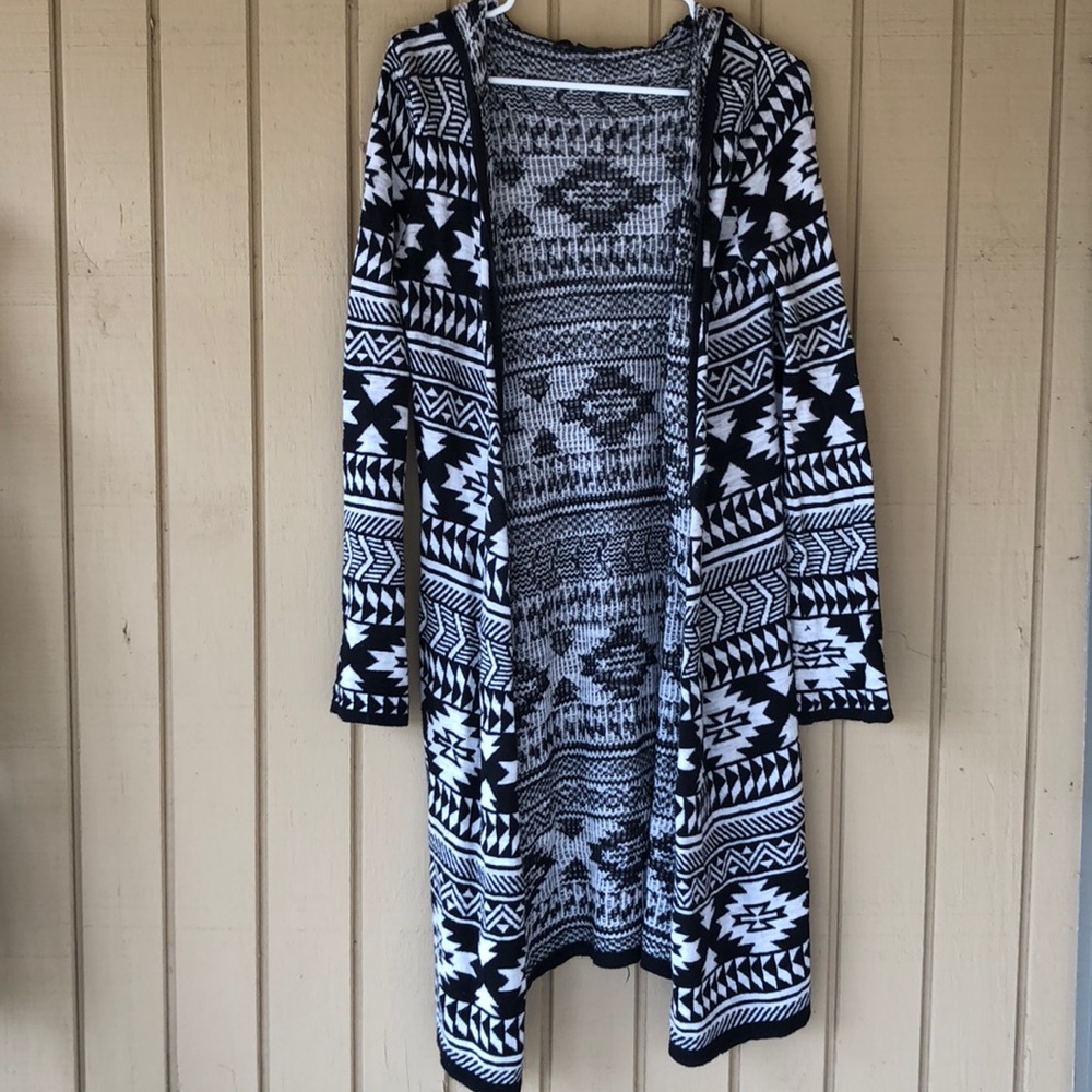 Tribal print bell sleeve long sweater